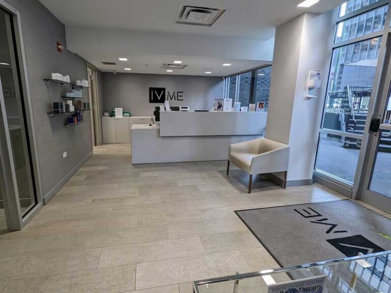 IV Me Chicago River North Reception 768x576